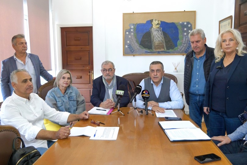 «Είναι ελλιπής, ανεπαρκής και επιστημονικά λανθασμένη»